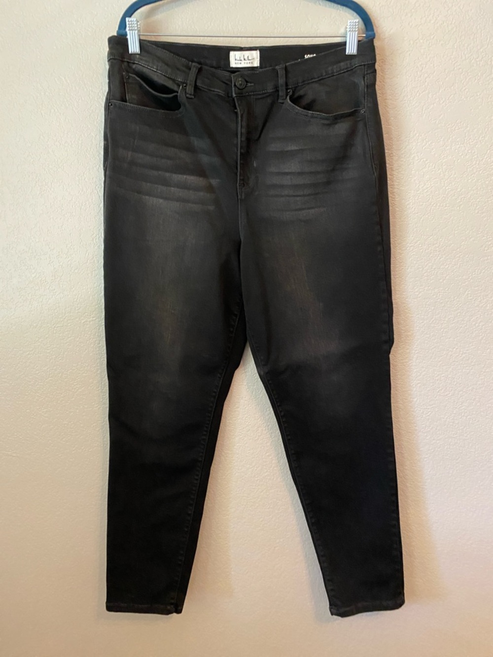 Nicole Miller Black Skinny Women's Jeans